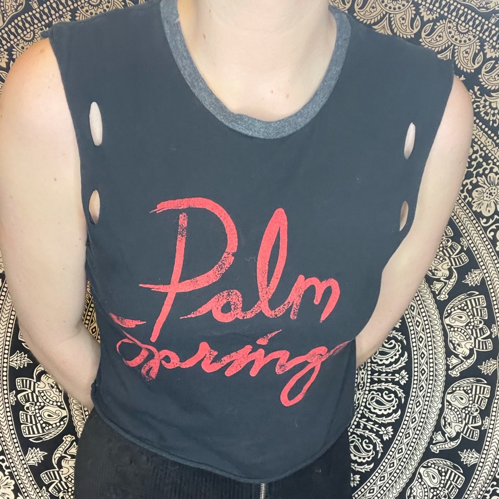 Crop Top Muscle Tee Palm Springs